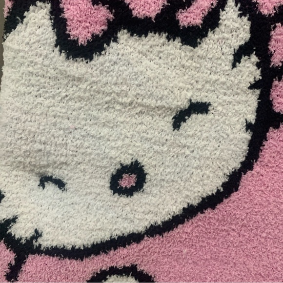 New Hello Kitty Faces Pink 50" x 70" Super Soft Throw Blanket New With Tag - Picture 4 of 9